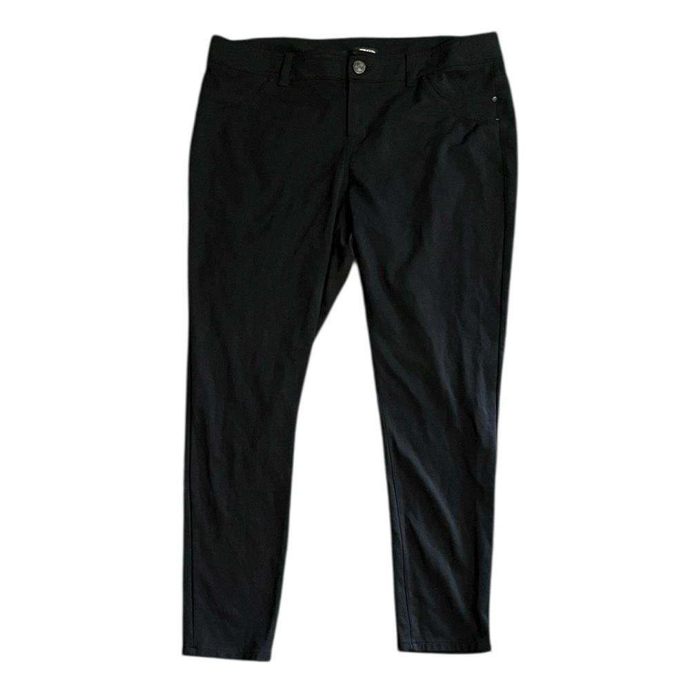 Maurices Black Slim Fit Trousers With Rear Pockets and Belt Loops size XL short